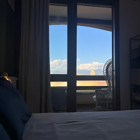 Vue En Plein Centre-ville 公寓 *